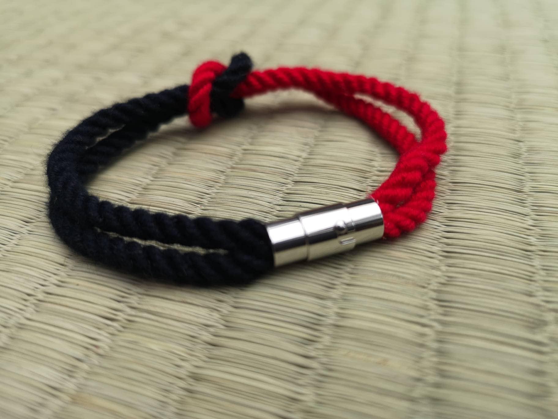 Black and Red shibari knot bamboo bracelet - RebornRopes