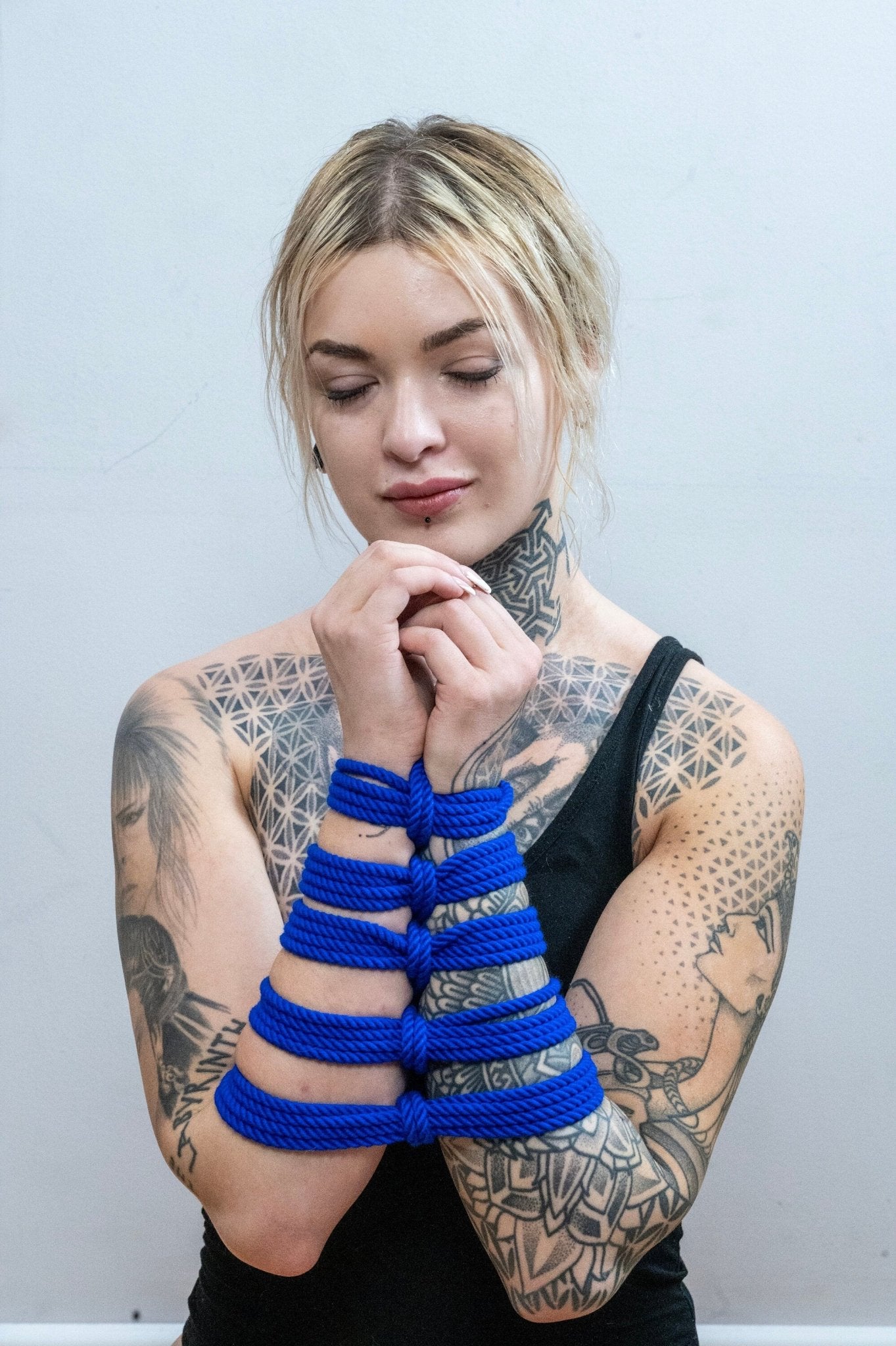 ‘Electric Blue’ Bamboo bondage rope - RebornRopes