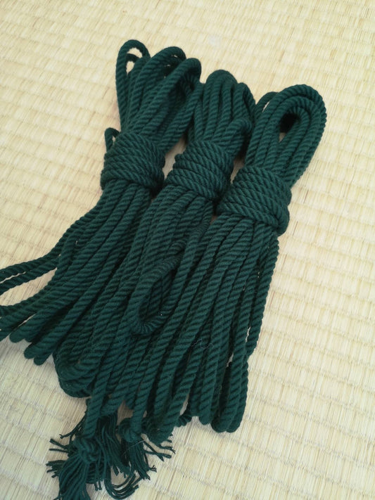 ‘Forest Green’ Bamboo bondage rope - RebornRopes