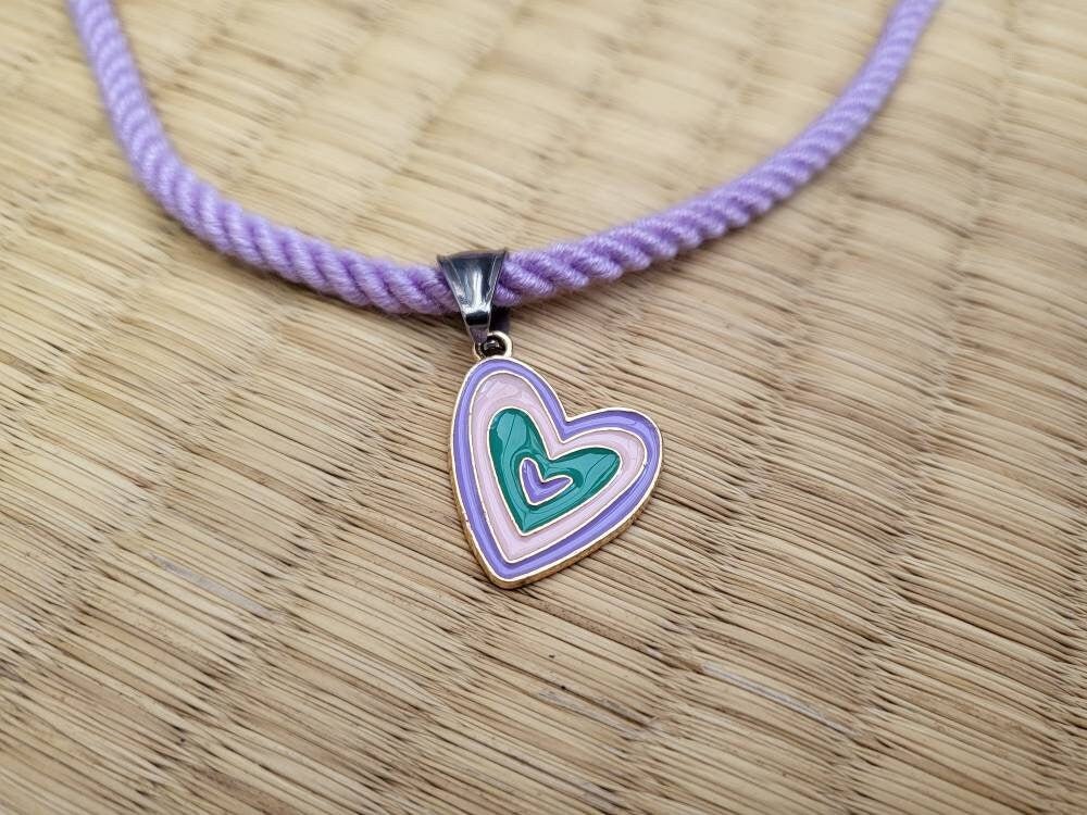 Pretty heart necklace collar made with bamboo rope - RebornRopes