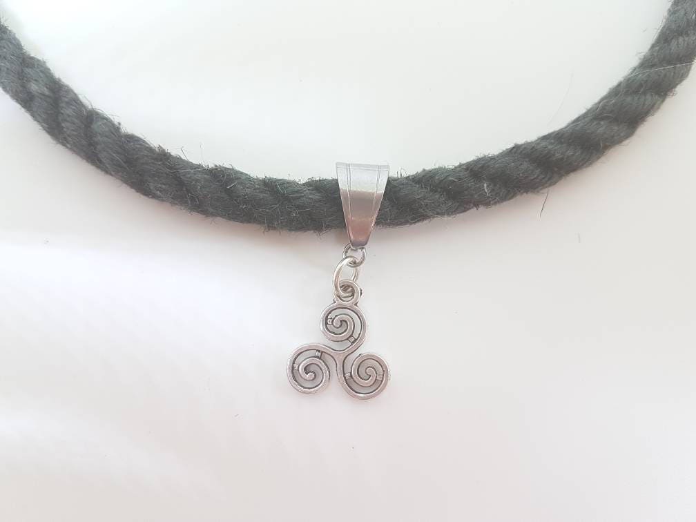 Triskelion charm collar made with Jute rope - RebornRopes