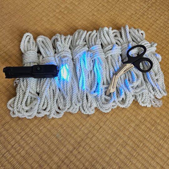 White Shibari UV Glow Rope - RebornRopes