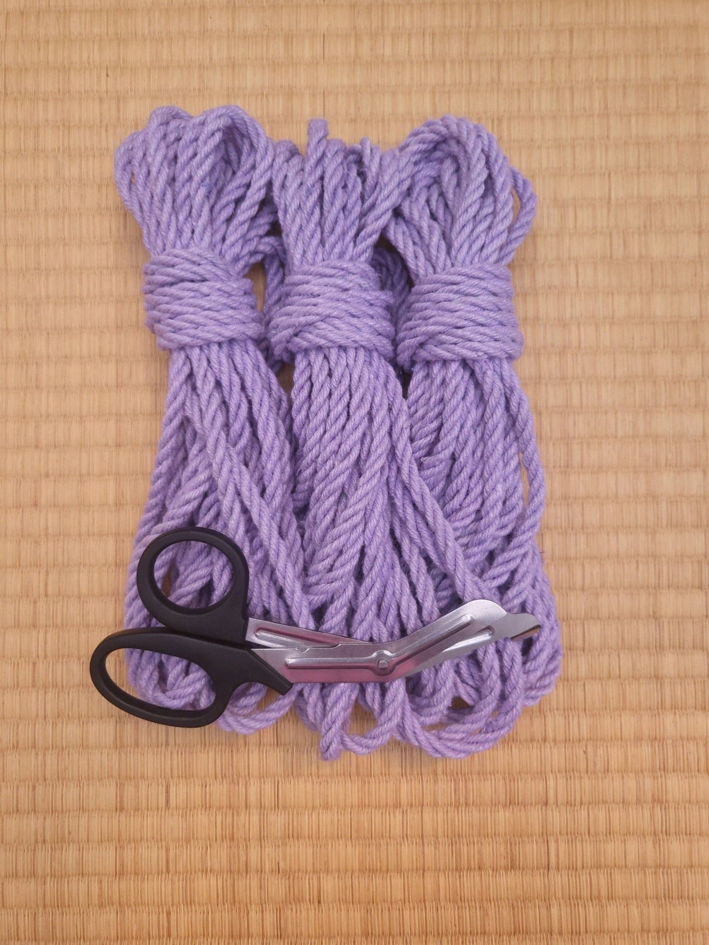 'Wisteria Love' Hemp bondage rope. - RebornRopes